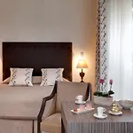 Hotel Grand De - Teritoria Solesmes (Sarthe)