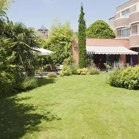 Grand De - Teritoria 3* Solesmes (Sarthe)