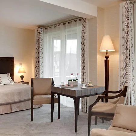 Grand De - Teritoria Hotel 3*