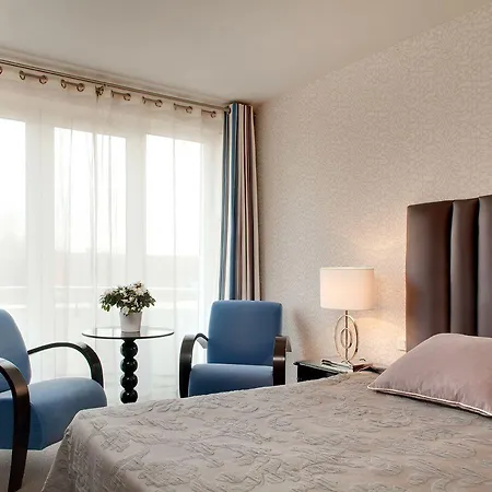 Hotel Grand De - Teritoria Solesmes (Sarthe)