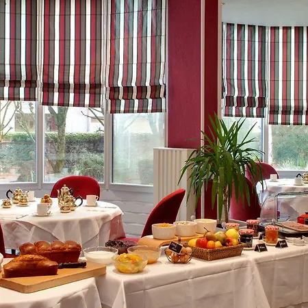 Hotel Grand De Solesmes (Sarthe)