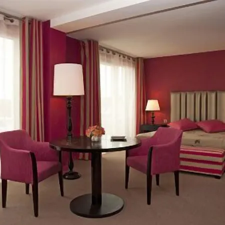 Hotel Grand De - Teritoria Solesmes (Sarthe)