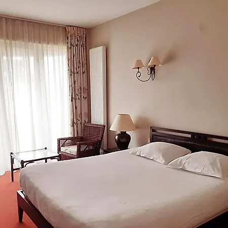 Grand De - Teritoria 3*