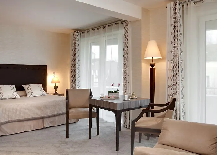 Grand De - Teritoria Hotel 3*