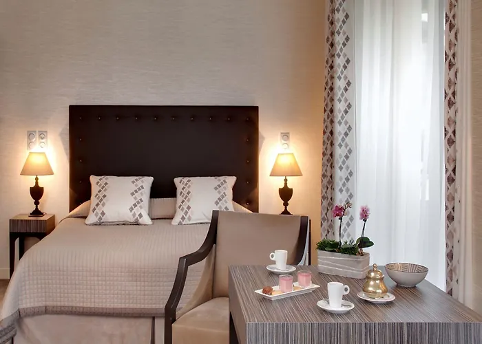 Hotel Grand De - Teritoria Solesmes (Sarthe)