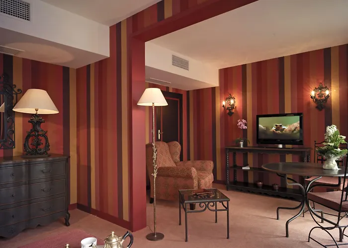 Hotel Grand De - Teritoria Solesmes (Sarthe)