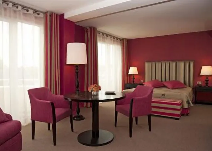 Hotel Grand De - Teritoria Solesmes (Sarthe)