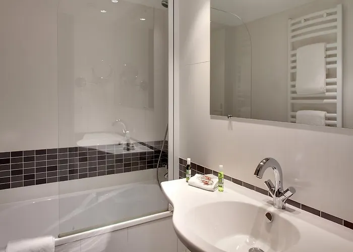 Grand De - Teritoria 3*